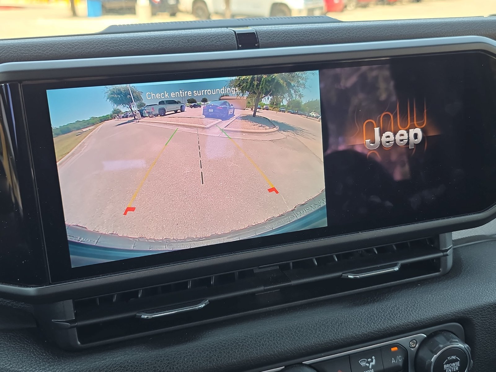 Used 2024 Jeep Wrangler Sport AWD/4WD image 19