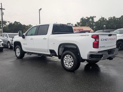Certified 2024 Chevrolet Silverado 2500 LT w/ All Star Edition AWD/4WD image 6