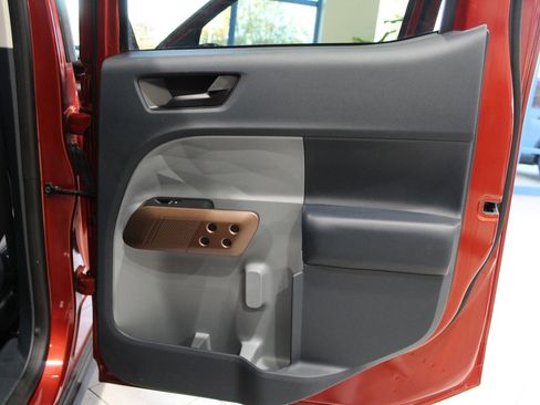 Used 2024 Ford Maverick Lariat w/ 4K Tow Package image 22