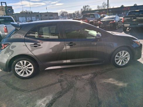 Used 2023 Toyota Corolla SE image 6