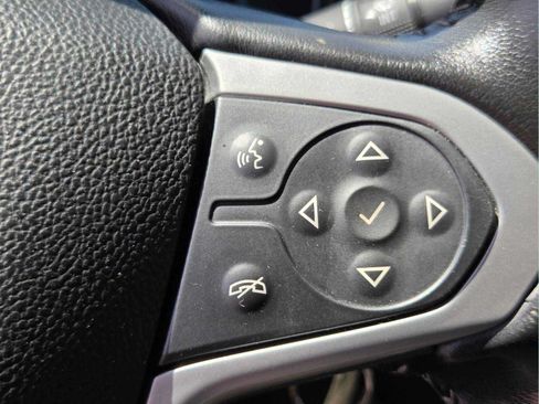 Used 2018 Chevrolet Colorado LT RWD image 29