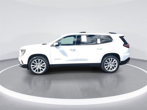 Used 2024 GMC Acadia Denali w/ Super Cruise Package image 5