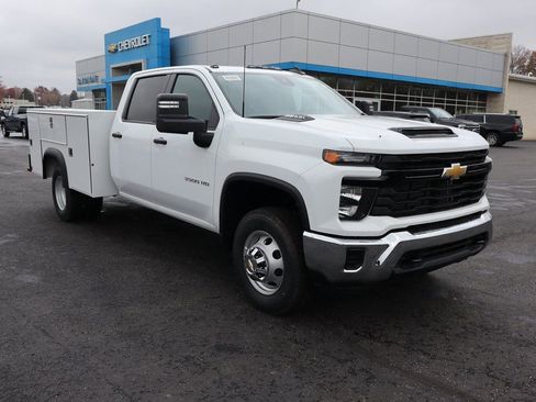 New 2025 Chevrolet Silverado 3500 W/T w/ WT Convenience Package image 2