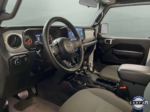 Used 2024 Jeep Wrangler Sport image 15