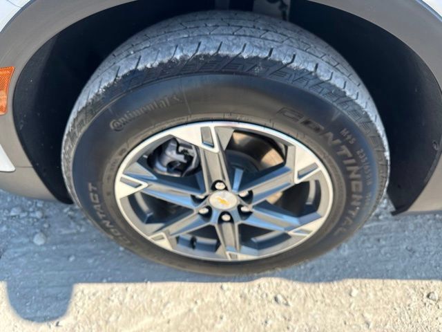 Used 2025 Chevrolet Blazer LT FWD image 21