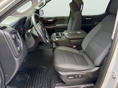 Used 2022 Chevrolet Silverado 1500 LT AWD/4WD image 17