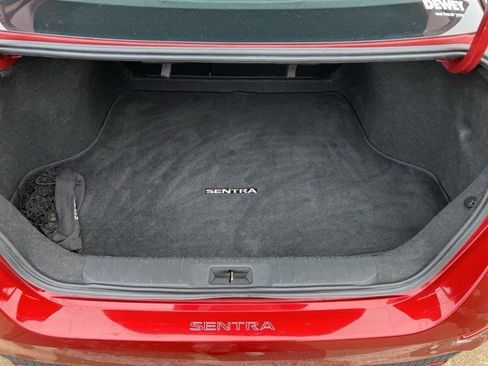 Used 2024 Nissan Sentra SV w/ Trunk Package image 23