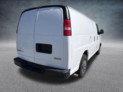 Used 2015 GMC Savana 3500 RWD image 7