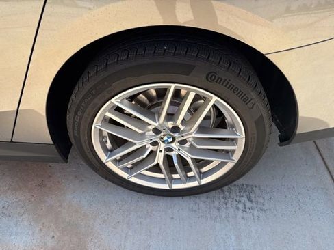 Used 2024 BMW 530i xDrive w/ Premium Package image 9