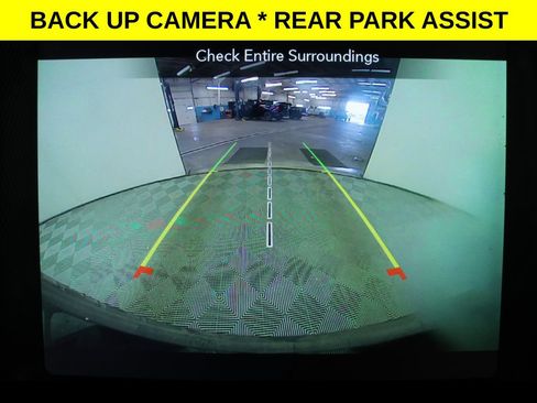 Used 2023 Jeep Wrangler Unlimited Sahara w/ Cold Weather Group AWD/4WD image 6