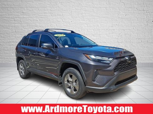 Used 2024 Toyota RAV4 XLE w/ Convenience Package FWD image 1