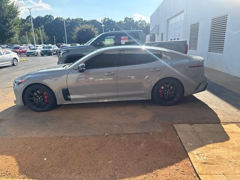 Used 2023 Kia Stinger GT2 AWD/4WD image 5