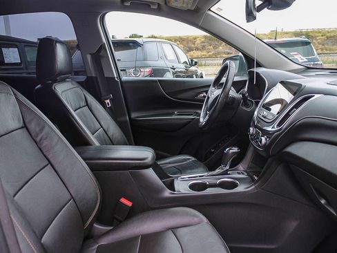 Used 2019 Chevrolet Equinox Premier AWD/4WD image 16