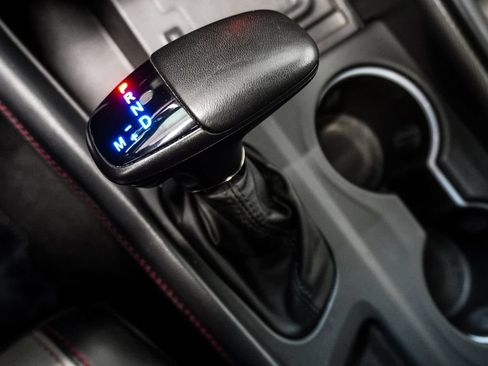 Used 2023 Dodge Durango R/T w/ Tow 'N Go Package AWD/4WD image 29