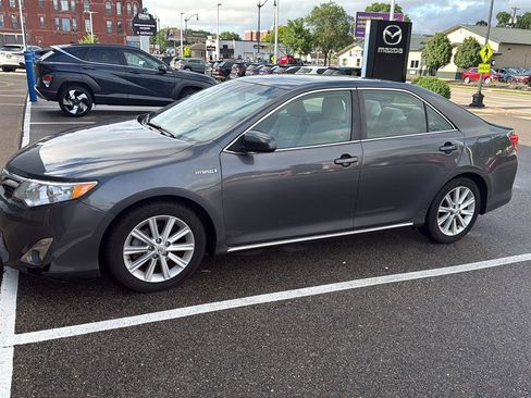 Used 2012 Toyota Camry XLE w/ Convenience Pkg FWD image 20