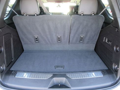 Certified 2021 GMC Yukon Denali w/ Denali Premium Package image 12