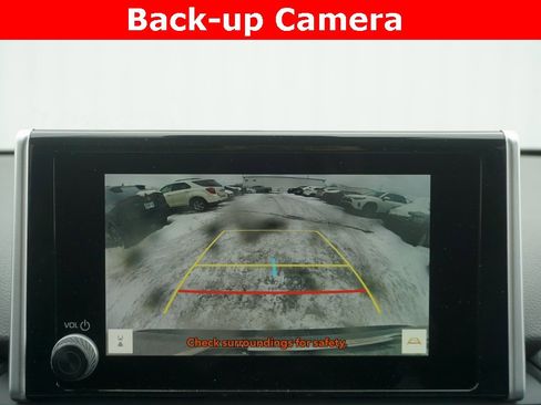 Used 2025 Toyota RAV4 XLE Premium image 9