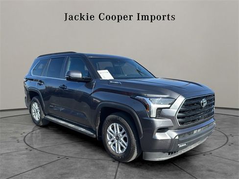 Used 2025 Toyota Sequoia SR5 image 7