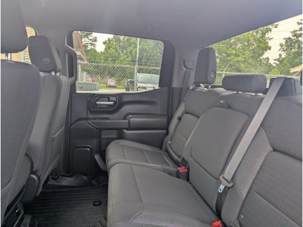 Used 2023 Chevrolet Silverado 1500 Custom AWD/4WD image 14
