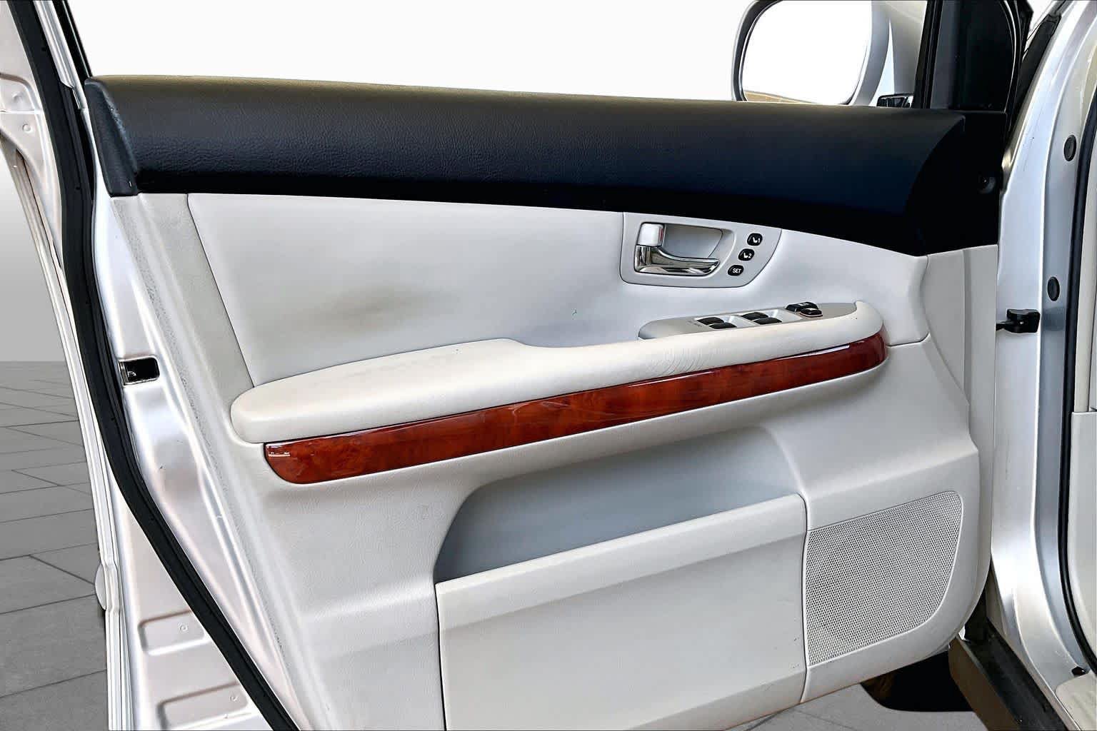 Used 2008 Lexus RX 400h 2WD image 18