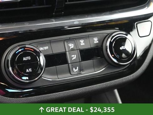 Used 2025 Buick Envista Sport Touring image 27
