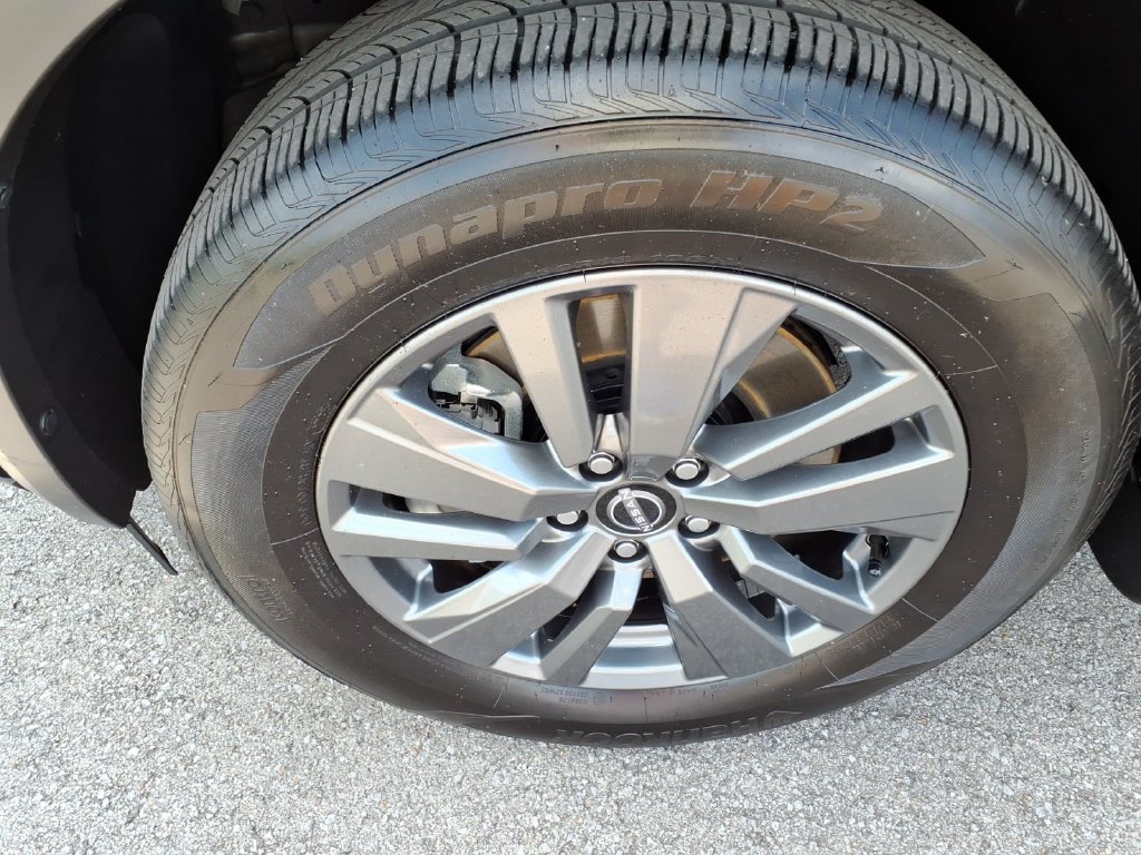 Used 2025 Nissan Pathfinder S AWD/4WD image 5