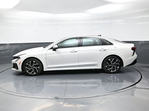 New 2025 Kia K5 EX image 5