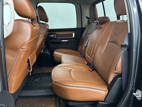 Used 2018 RAM 1500 Laramie Longhorn w/ Convenience Group image 30