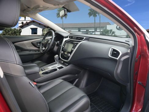 Used 2018 Nissan Murano Platinum image 13
