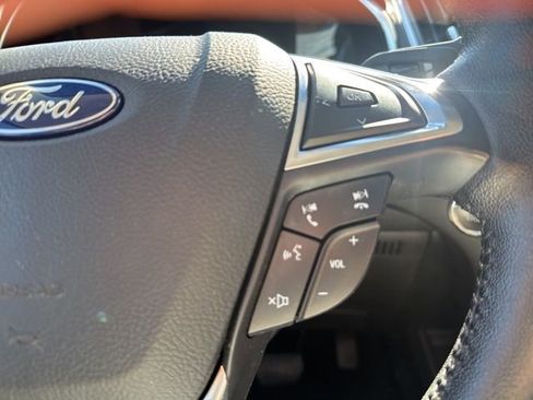 Used 2019 Ford Edge Titanium w/ Equipment Group 301A image 26