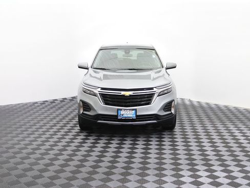 Used 2024 Chevrolet Equinox LT w/ LPO, Cargo Package FWD image 2