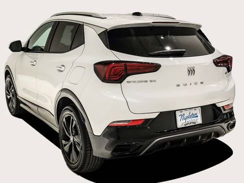 Used 2024 Buick Encore GX Sport Touring w/ Comfort Package image 8