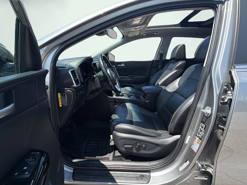 Used 2020 Kia Sportage EX w/ EX Technology Package AWD/4WD image 21