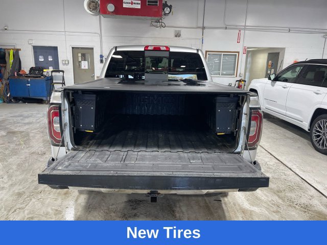 Used 2018 GMC Sierra 1500 SLT AWD/4WD image 24