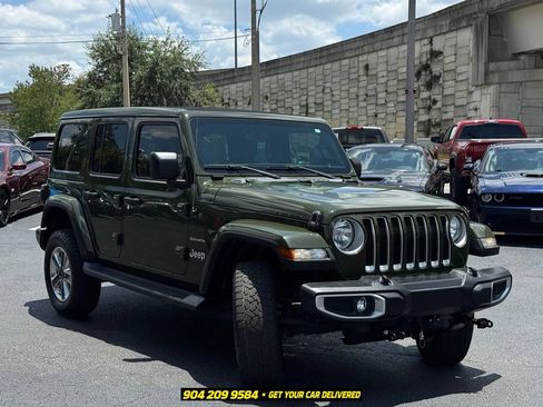 Used 2021 Jeep Wrangler Unlimited Sahara AWD/4WD image 10