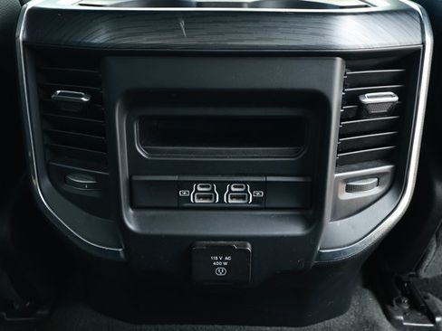 Used 2024 RAM 1500 Laramie RWD image 32