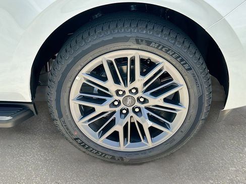 New 2026 Ford Expedition Max Platinum w/ Stealth Appearance Package AWD/4WD image 20