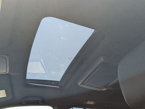 Used 2022 Honda Pilot Black Edition image 17