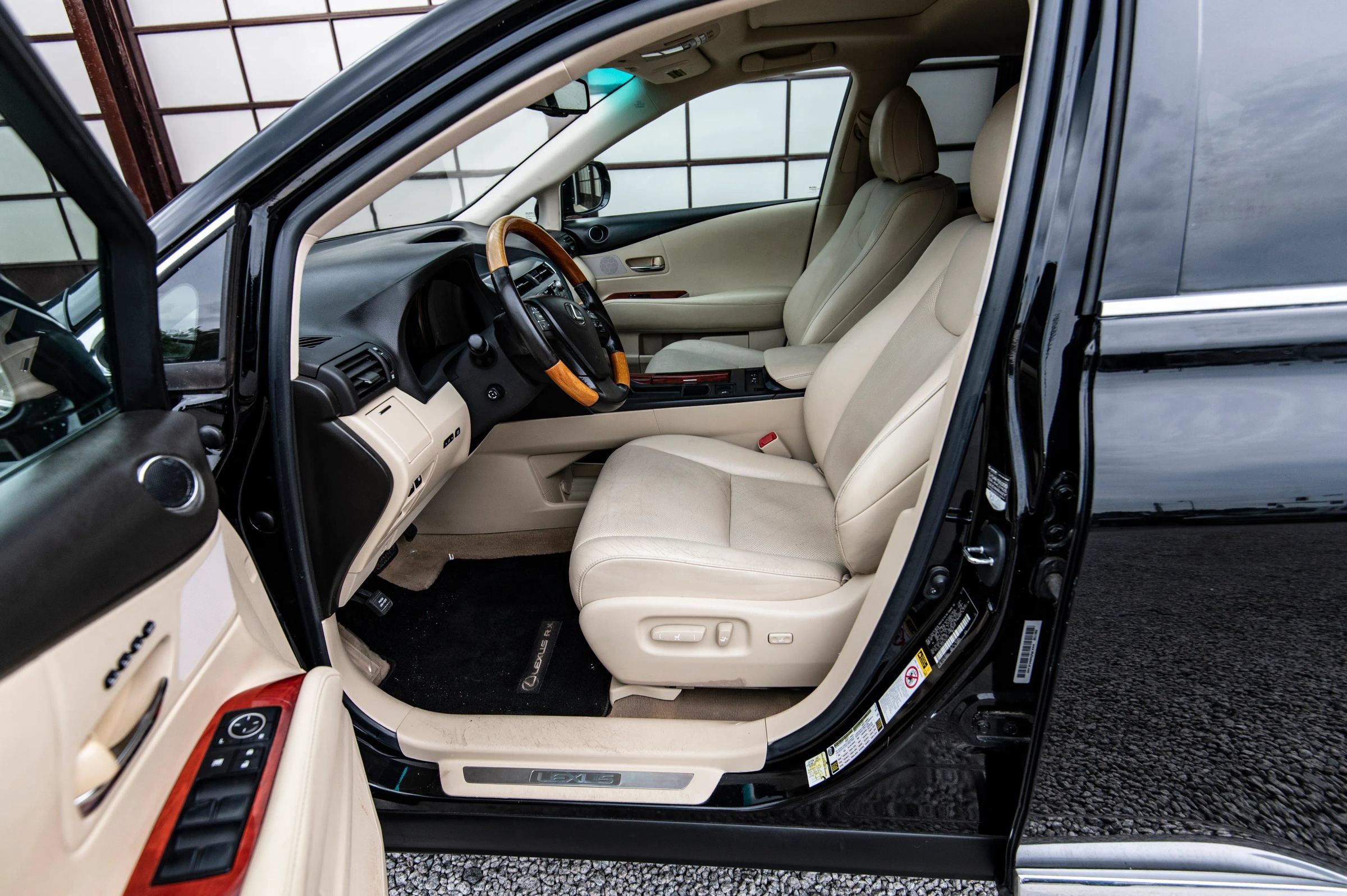 Used 2012 Lexus RX 350 FWD w/ Premium Pkg image 22
