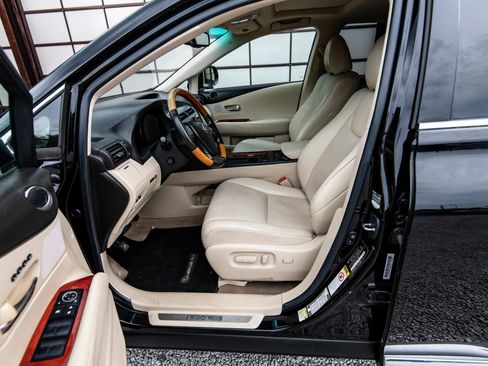 Used 2012 Lexus RX 350 FWD w/ Premium Pkg image 22