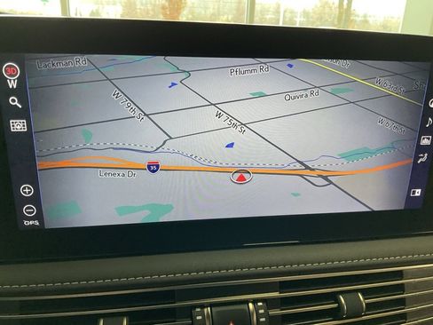 Used 2021 Lexus LS 500 AWD w/ Interior Upgrade Package image 16