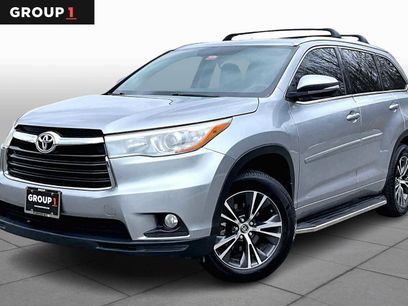 Used 2016 Toyota Highlander XLE