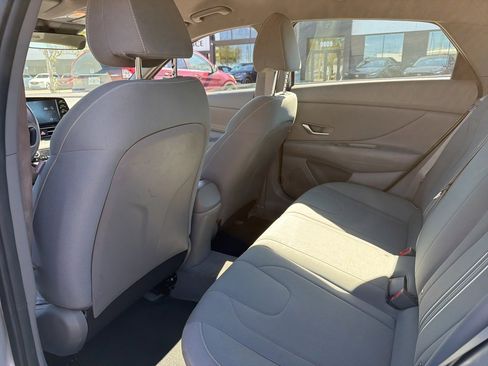 Used 2021 Hyundai Elantra SEL w/ Convenience Package image 14