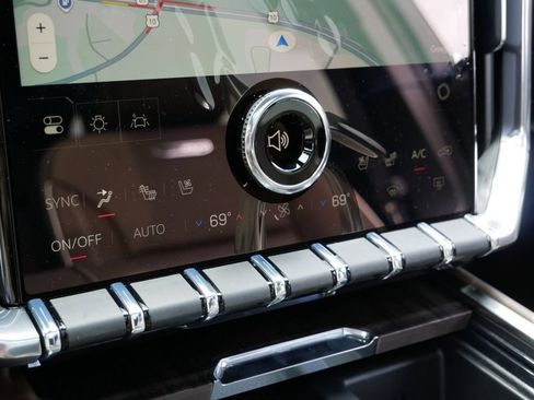 New 2026 GMC Acadia Denali Ultimate AWD/4WD image 16