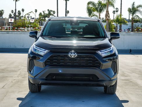 Certified 2025 Toyota RAV4 XLE image 3