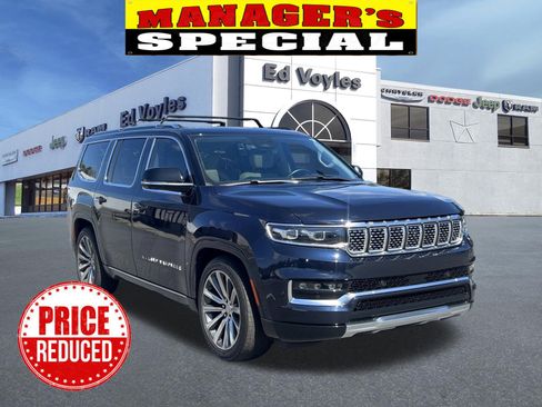 Used 2023 Jeep Grand Wagoneer 4WD w/ Flexible Seating Group image 1