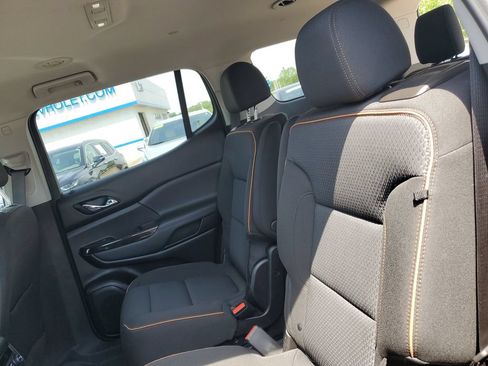 Certified 2022 GMC Acadia AT4 w/ Trailering Package AWD/4WD image 33