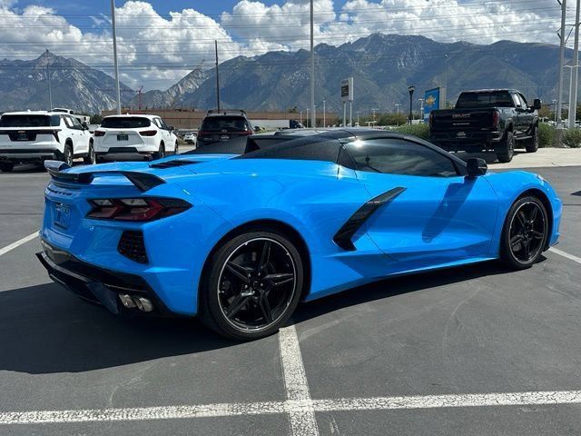 Used 2021 Chevrolet Corvette Stingray Preferred Conv w/ Z51 Performance Package RWD image 7