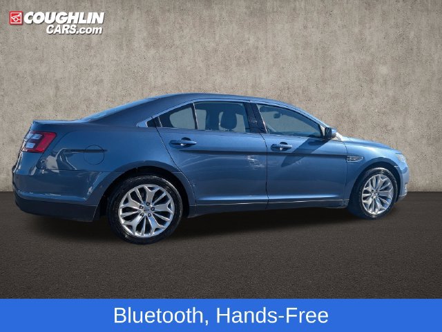 Used 2018 Ford Taurus Limited AWD/4WD image 8