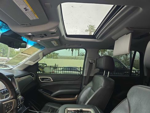 Used 2019 GMC Yukon Denali w/ Denali Ultimate Package image 27
